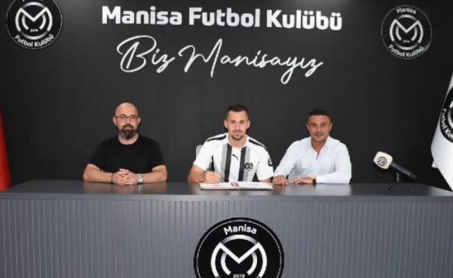 Manisa FK'da Burak'tan imza