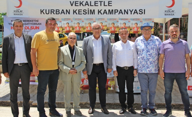 Türk Kızılay tarafından Manisa'da Kurban Bağış Standı Açıldı
