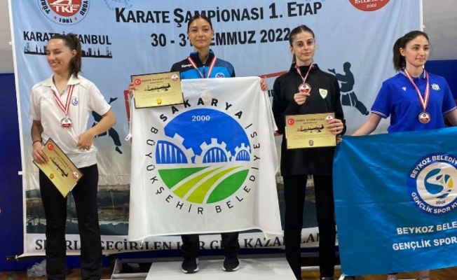 Manisa karate takımı İstanbul'dan başarıyla döndü
