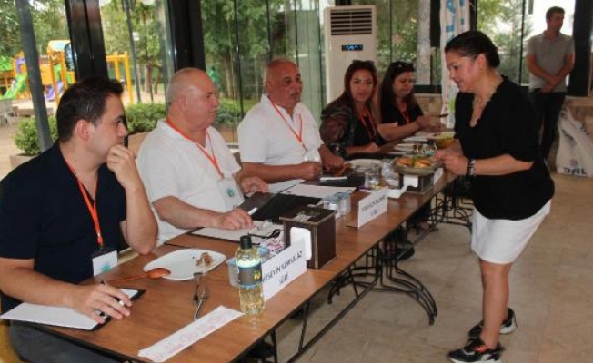 Alaşehir'de 'Üzümlü Lezzetler Yarışması' yapıldı