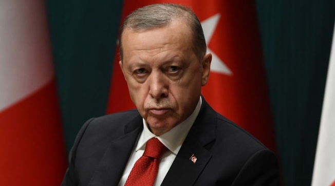 Erdoğan, "Başörtüsü konusunda ipe un serilmesini affetmeyiz!"