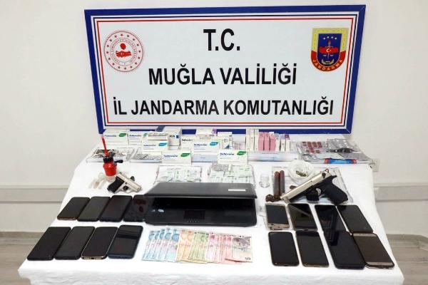 Muğla'da uyuşturucu operasyonu:15 gözaltı