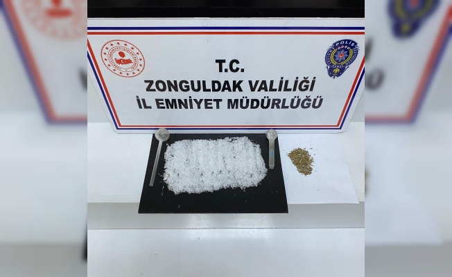 Zonguldak'ta, uyuşturucu tacirleri tutuklandı