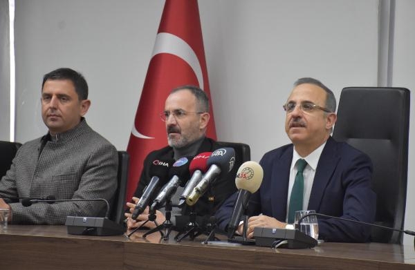 AK Parti İzmir İl Başkanı Sürekli, milletvekili aday adaylığını açıkladı