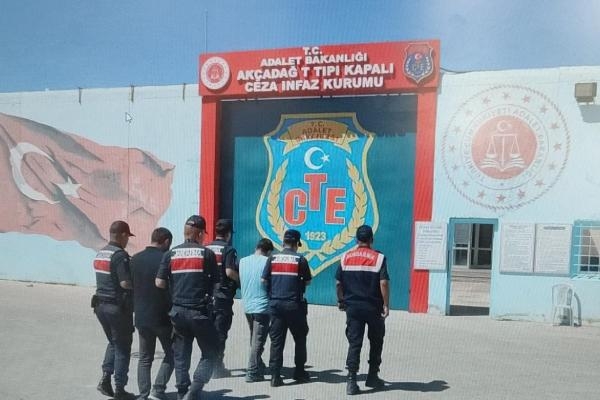 Malatya'da firari 2 FETÖ şüphelisi tutuklandı