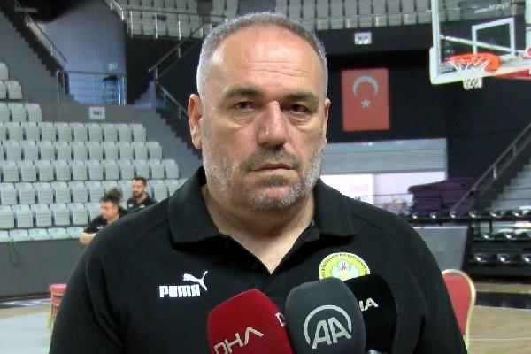 Manisa BŞB Başantrenörü Kandemir: Bütün hazırlıklarımızı hem lig hem de Avrupa kupası için yaptık