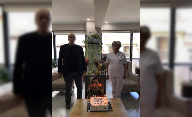 Ailesi, polis lojmanında ölü bulunan Yeşim'in yaş gününü kutladı