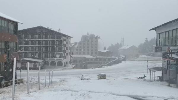 Uludağ'da kar, kent merkezinde sağanak