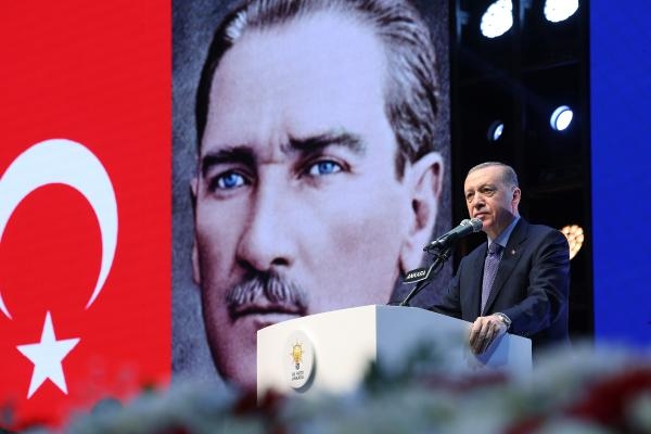 Cumhurbaşkanı Erdoğan: İş bilmezlerin elinde şehirlerimiz perişan oldu