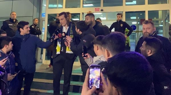 Fenerbahçe'nin yeni gözdesi milli futbolcu Çağlar Söyüncü İstanbul'da  