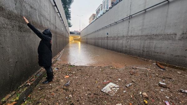 Antalya'da 1 kişinin öldüğü su dolu alt geçitte felaketin izi