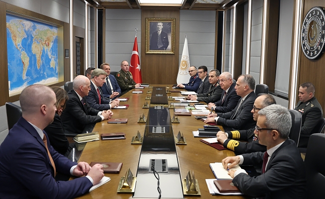 Milli Savunma Bakanı Güler, ABD Temsilciler Meclisi Silahlı Hizmetler Komitesini kabul etti