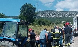 Freni boşalan traktör şarampole devrildi: 2 ölü, 2 yaralı