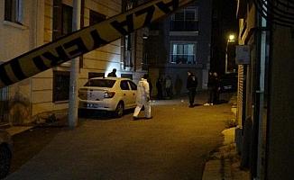 İzmir'de vahşet; Kız arkadaşını önce vurdu ardından bıçaklayarak öldürdü