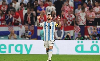 Messi’nin gol atması için 2 bin kişilik lokma dağıttırdı