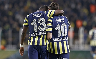4 gol atan  Enner Valencia Fenerbahçe'yi coşturdu