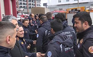 Enkazdaki canlara nefes olan kahramanlardan 48'i daha Bursa'ya döndü