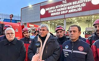 Sakarya 'seferberlik' çağrısı ile ekiplerini deprem bölgesine uğurladı