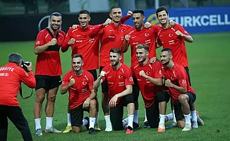 A Milli Futbol Takımı Eskişehir'e gitti