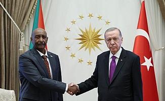 Cumhurbaşkanı Erdoğan, Sudan Egemenlik Konseyi Başkanı ile görüştü
