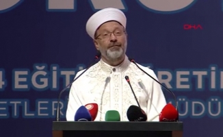Erbaş: 'Sadece Kuran ile dini bilgiler eğitimi vermedik'