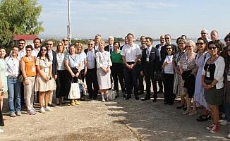 AB Türkiye Delegasyonu Başkanı ve büyükelçilik temsilcileri, ODTÜ Deniz Bilimleri’ni ziyaret etti