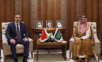 Bakan Fidan, Suudi Arabistanlı ve Kuveytli mevkidaşlarıyla görüştü