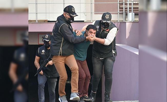 İzmir ve Bursa'da cezaevi araçlarına saldırı davasının tutuklu sanığı, tahliyesini istedi