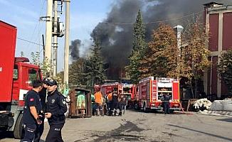 Kocaeli'de fabrika yangını: Yaralı işçiler var