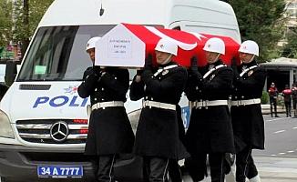 Şehit polis için İstanbul Emniyet Müdürlüğü'nde tören düzenlendi 