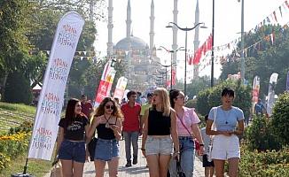 Uluslararası Adana Lezzet Festivali’ne yoğun ilgi