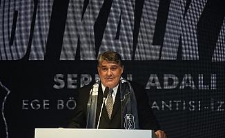 Beşiktaş başkan adayı Serdal Adalı, yönetim kurulu listesini açıkladı