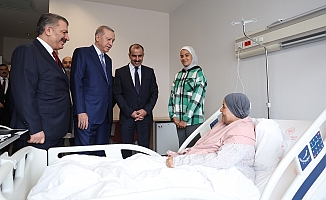 Cumhurbaşkanı Erdoğan, Gazze'den gelen hastaları ziyaret etti