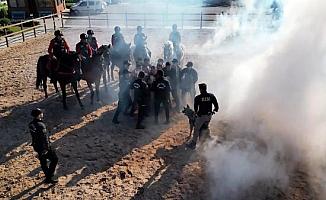 Atlı polislerden 'izinsiz gösteriye müdahale’ tatbikatı
