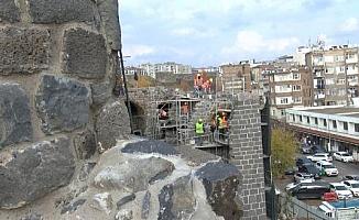 Diyarbakır surlarındaki 70 burç restore edildi, gelecek yıl etapların tamamı bitirilecek 
