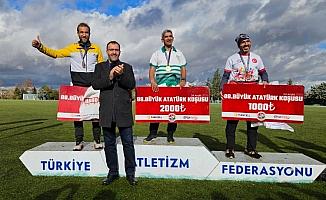 Manisalı atlet Ankara'dan madalyayla döndü
