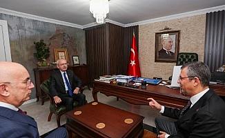 Özgür Özel'den Kılıçdaroğlu'na ziyaret