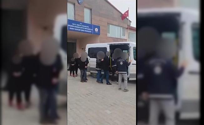 Van'da göçmen kaçakçılığına 9 tutuklama