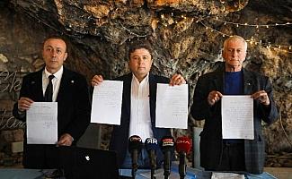 İYİ Parti Antalya yönetiminde 6 istifa