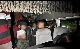 Konya'da minibüste 35 kaçak göçmen yakalandı