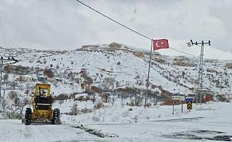 Malatya'da 129 mahalle yolu, kardan kapandı