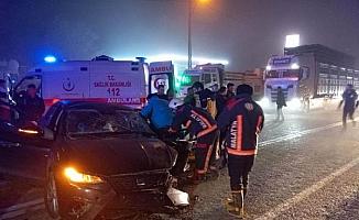 Malatya'da iki otomobil çarpıştı: Ölü ve yaralılar var