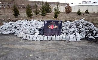 Okullara gönderilen kömürleri çalıp satanlara operasyon