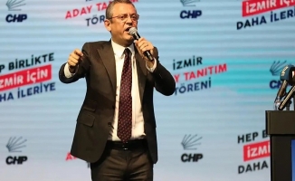 CHP, İzmir belediye başkan adaylarını tanıttı