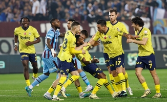 Olaylı biten  maçın künyesi: Trabzonspor - Fenerbahçe: 2-3