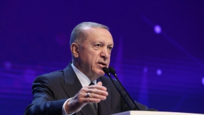 CANLI İZLE ! Kabine toplantısı sonrası Cumhurbaşkanı Erdoğan açıklamalarda bulunuyor